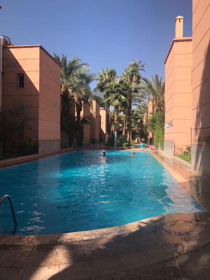 Appartement Dans Residence Avec Piscine Marrakesh Exteriör bild